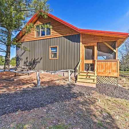 Honey House Cabin - A Quiet Countryside Retreat! Nappanee Dış mekan fotoğraf